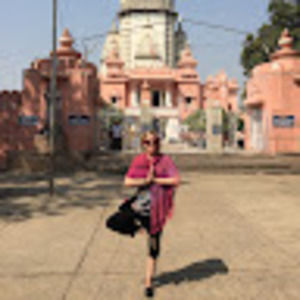 Meet your Posher, Elizabeth